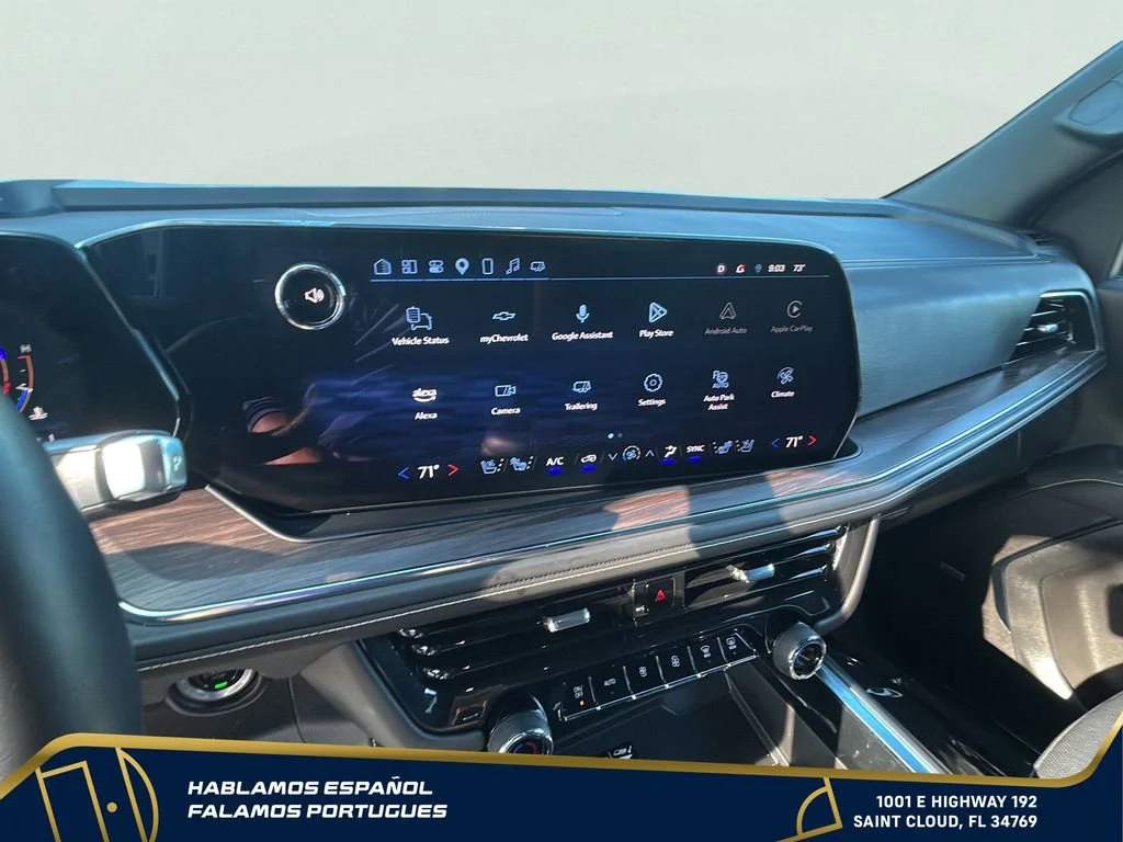 Used 2025 Dark Ash Metallic Chevrolet Premier image 20