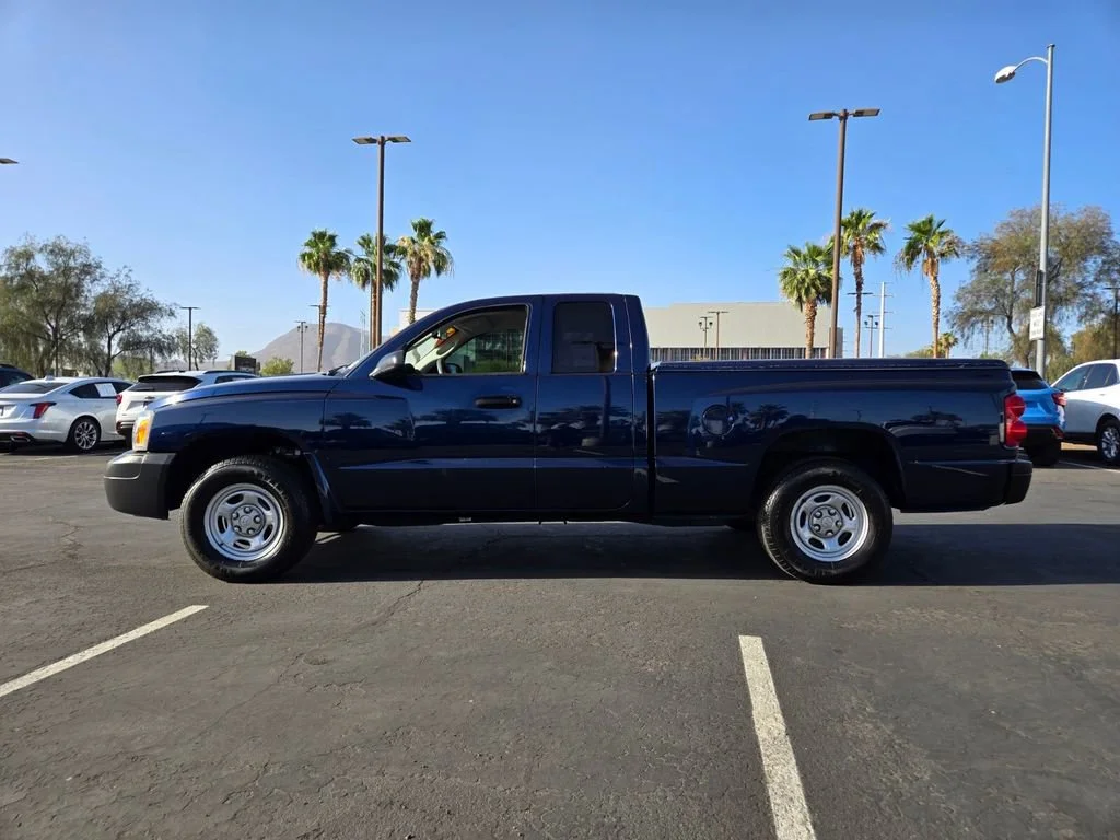 Used 2006 Patriot Blue Pear Dodge ST image 3