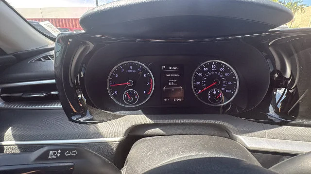 Used 2023 Red Kia LXS image 15