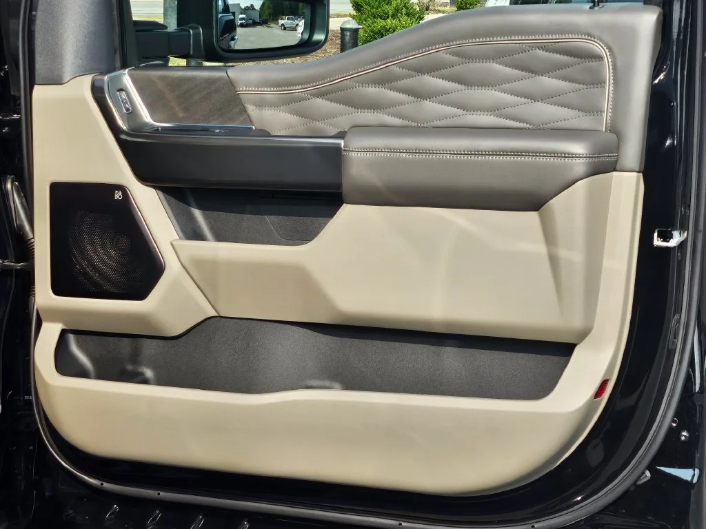 New 2026 Black Ford Platinum image 40