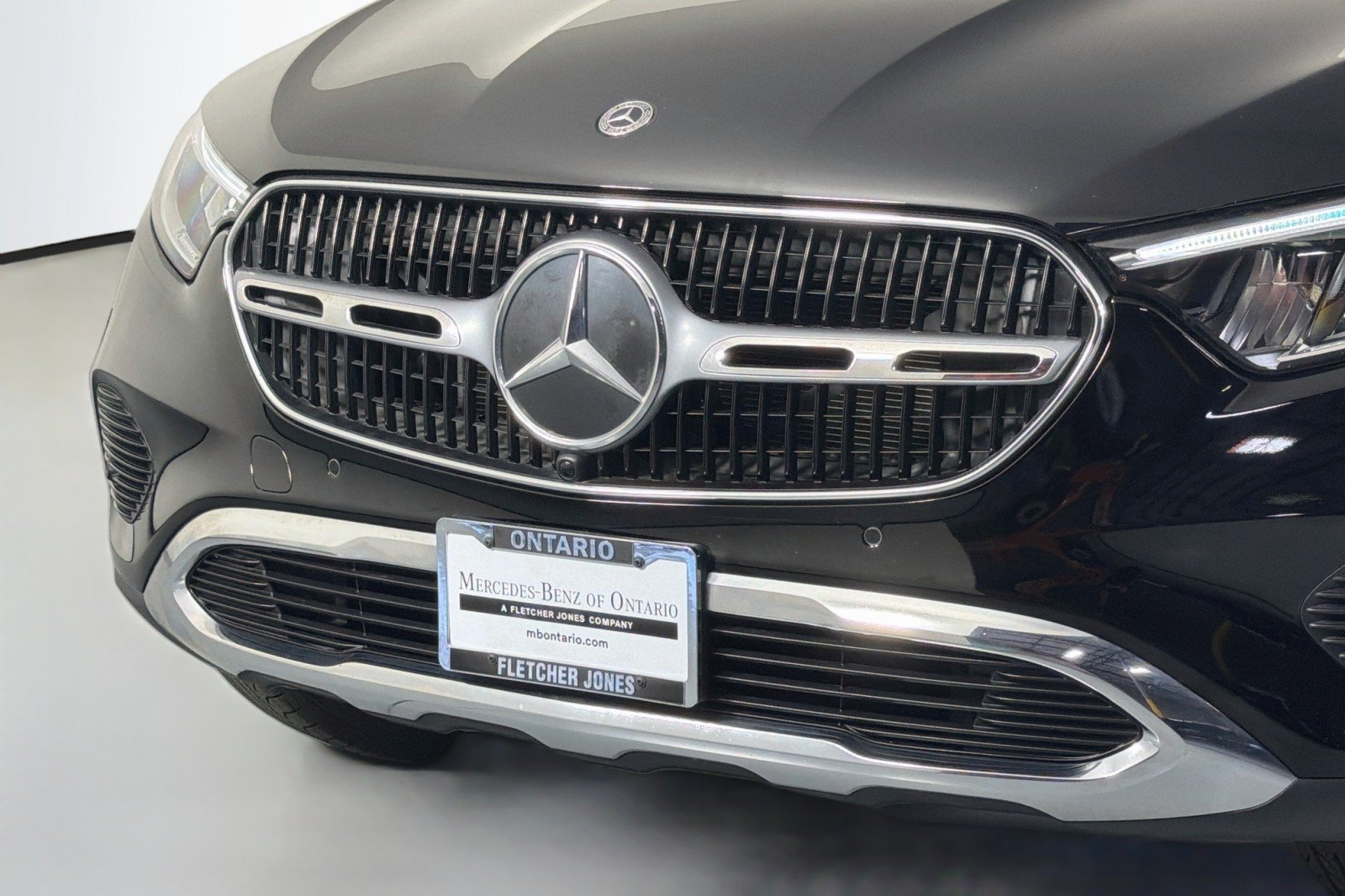 Used 2024 Black Mercedes-Benz 300 image 13