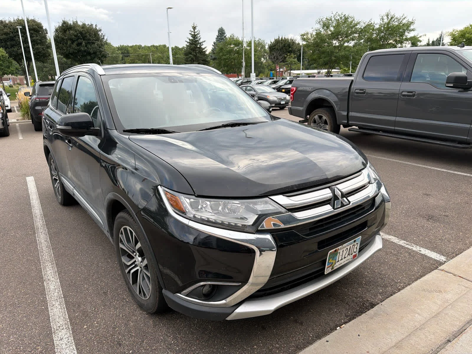 Used 2016 Labrador Black Pearl Mitsubishi GT image 2