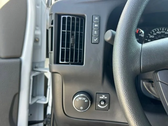 2025 Chevrolet Express Cargo Work Van - Photo 15