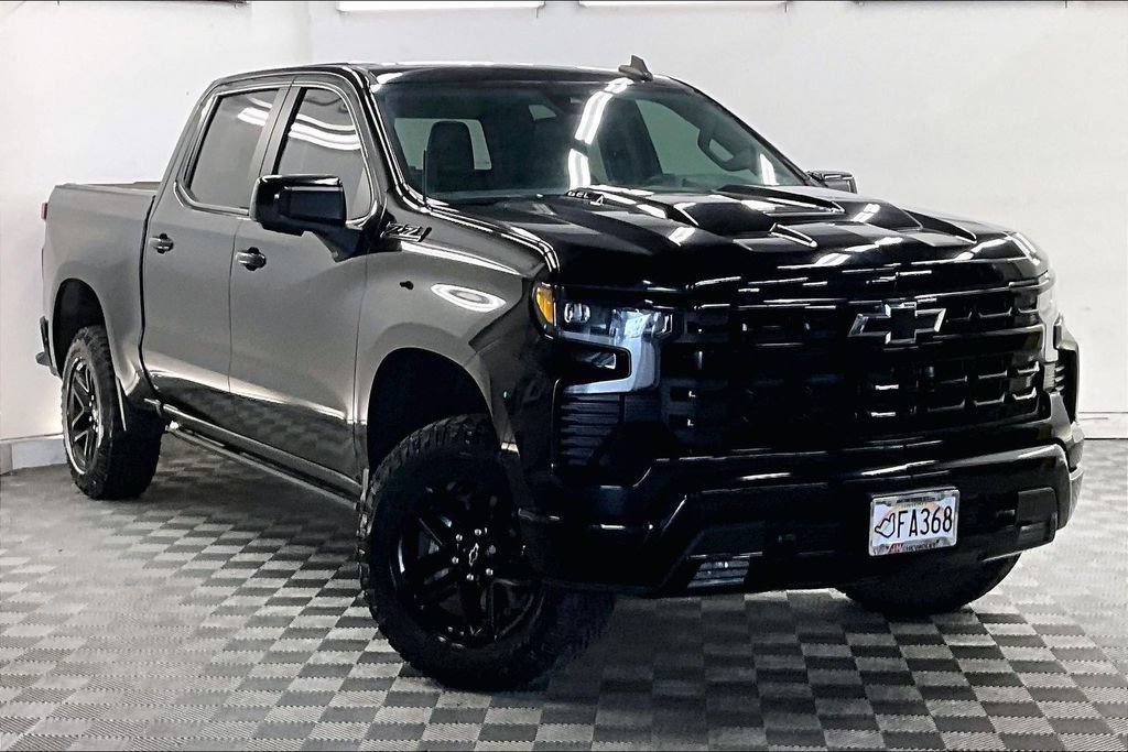 Used 2022 BLACK Chevrolet LT Trail Boss image 11