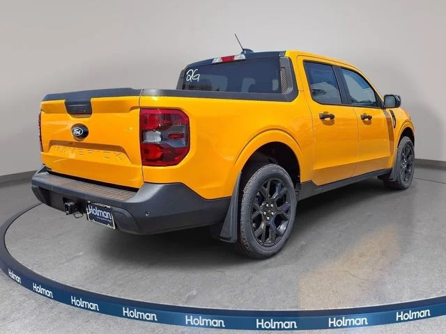 New 2026 Orange Fury Metallic Tri-Coat Ford XLT image 4
