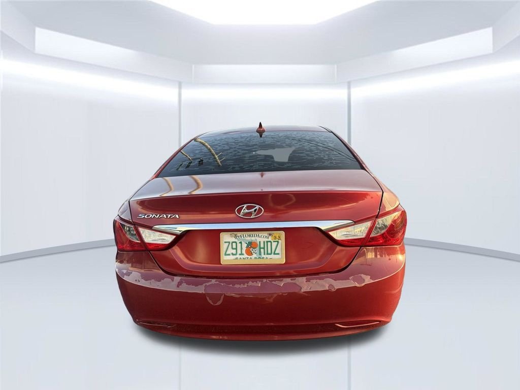 Used 2011 Red Hyundai Limited image 26