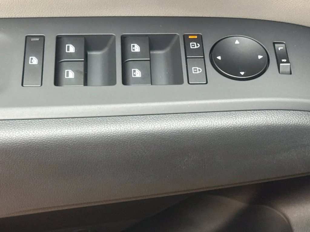 New 2026 Phantom Black Hyundai SEL Plus image 22