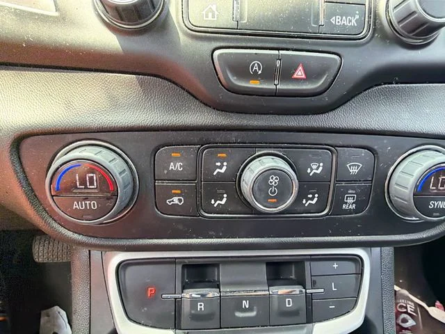 Used 2023 Beige GMC SLT image 22