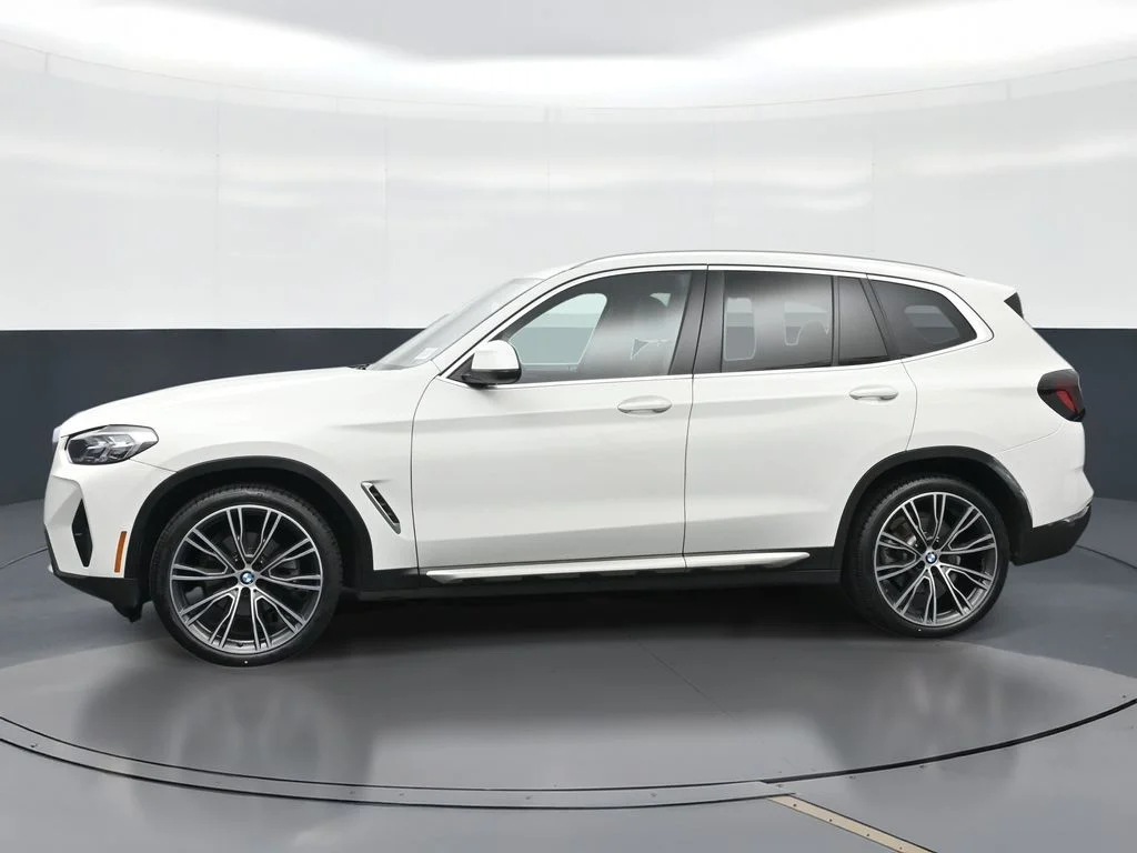 Certified Used 2024 White BMW sDrive30i image 5