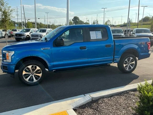 Used 2019 Blue Metallic Ford XL image 5