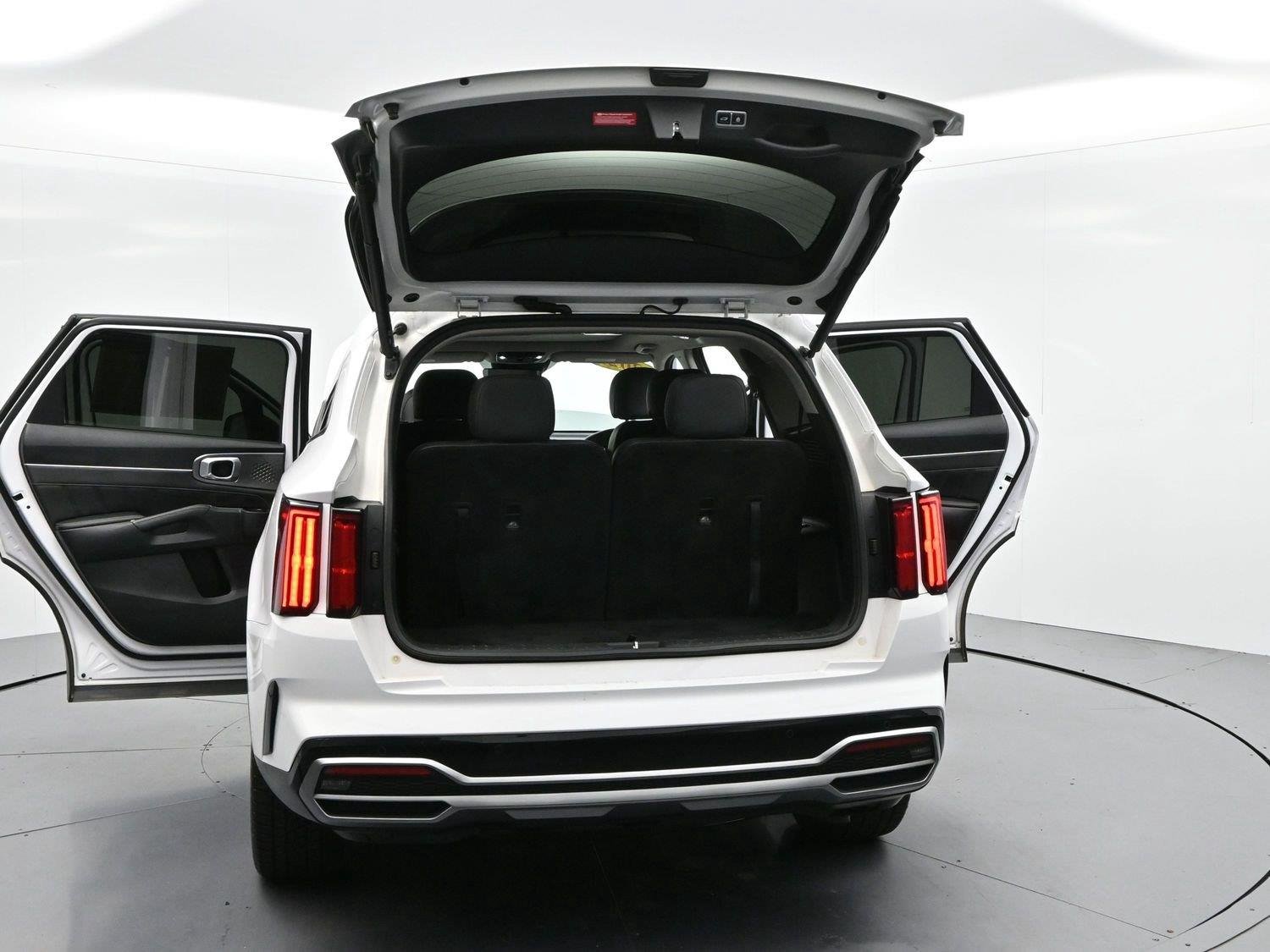 Used 2021 Glacial White Pearl Kia SX image 48