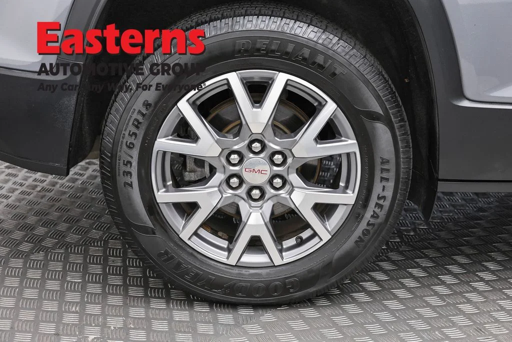 Used 2020 Gray GMC SLT image 35