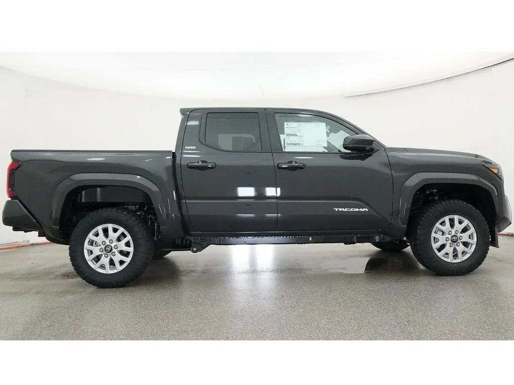 New 2026 Underground Toyota SR5 image 27
