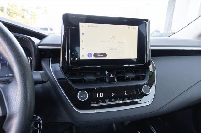 Certified Used 2026 WIND CHILL PEARL Toyota  image 17