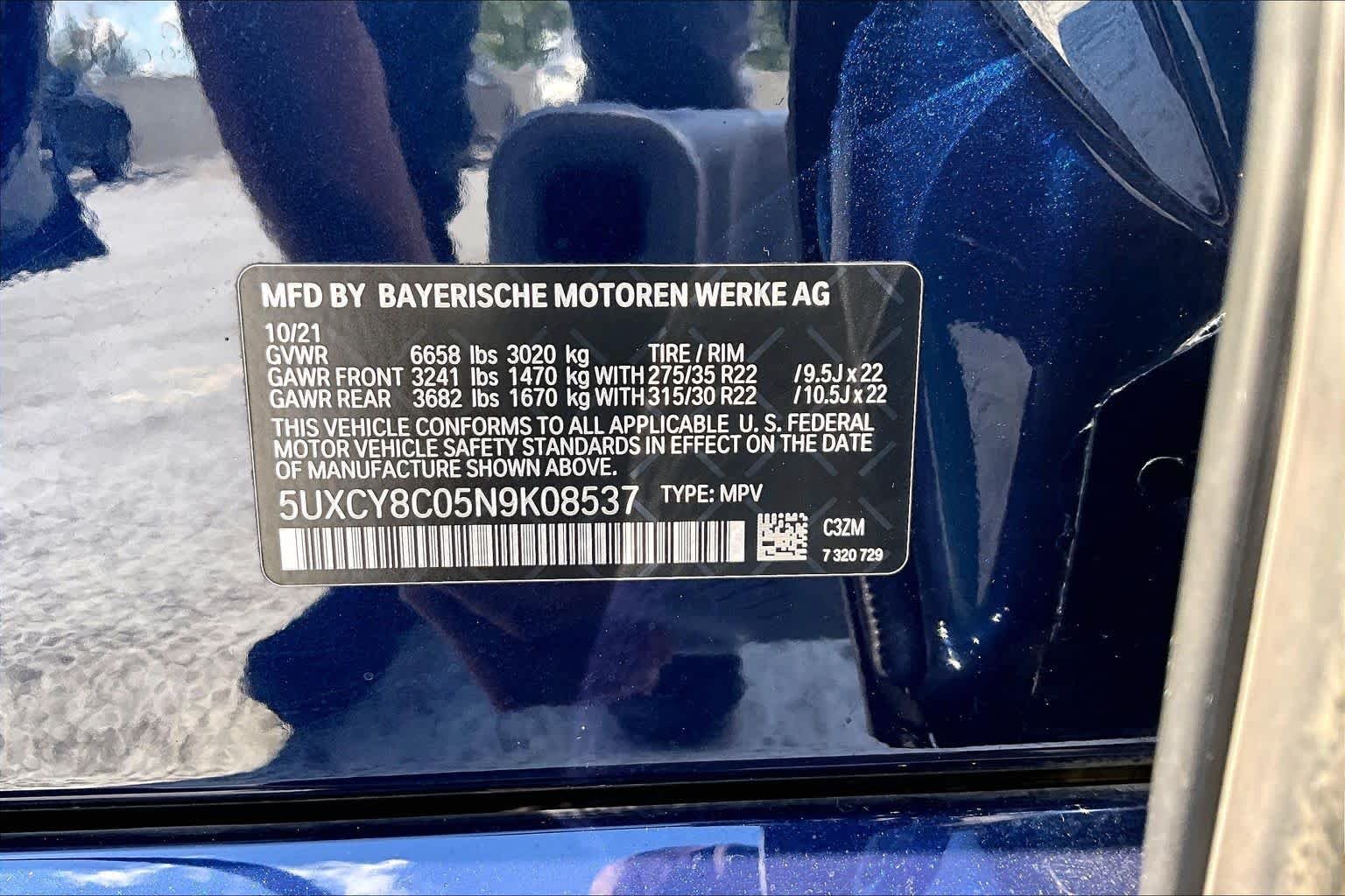 Used 2022 Tanzanite Blue II Metallic BMW M50i image 32