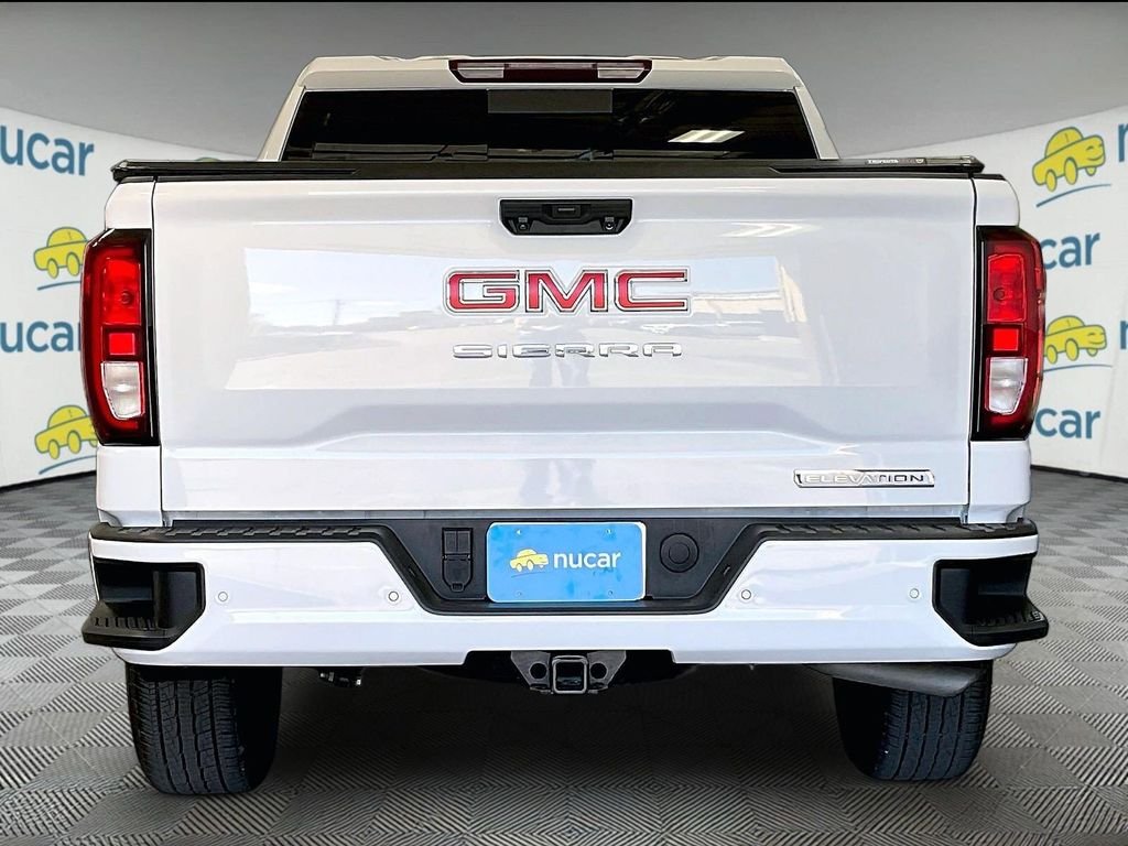 Used 2025 White GMC Elevation image 5