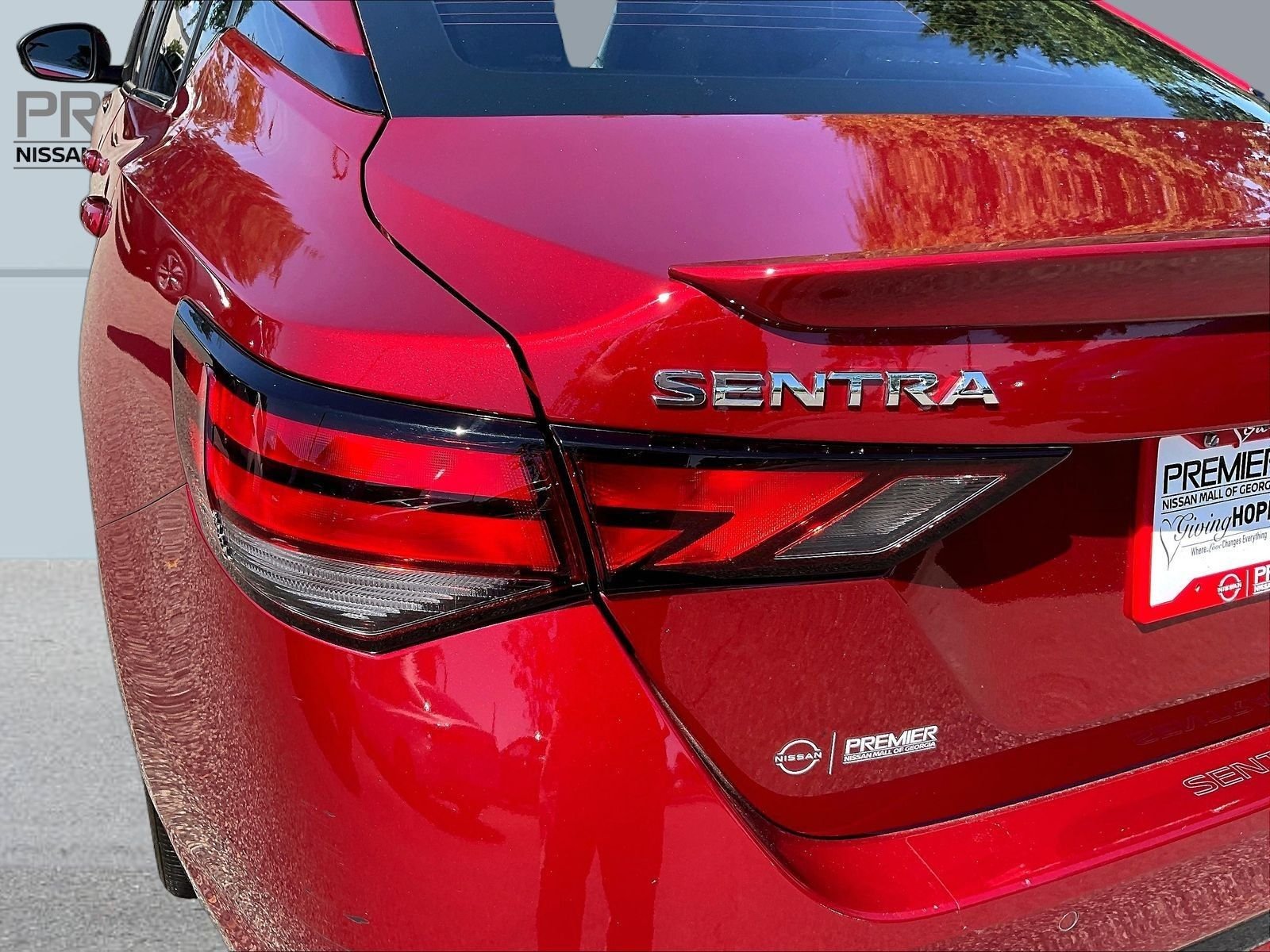 Used 2025 Red Nissan SR image 25