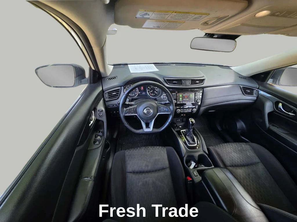Used 2020 Pearl White Tricoat Nissan SV image 12