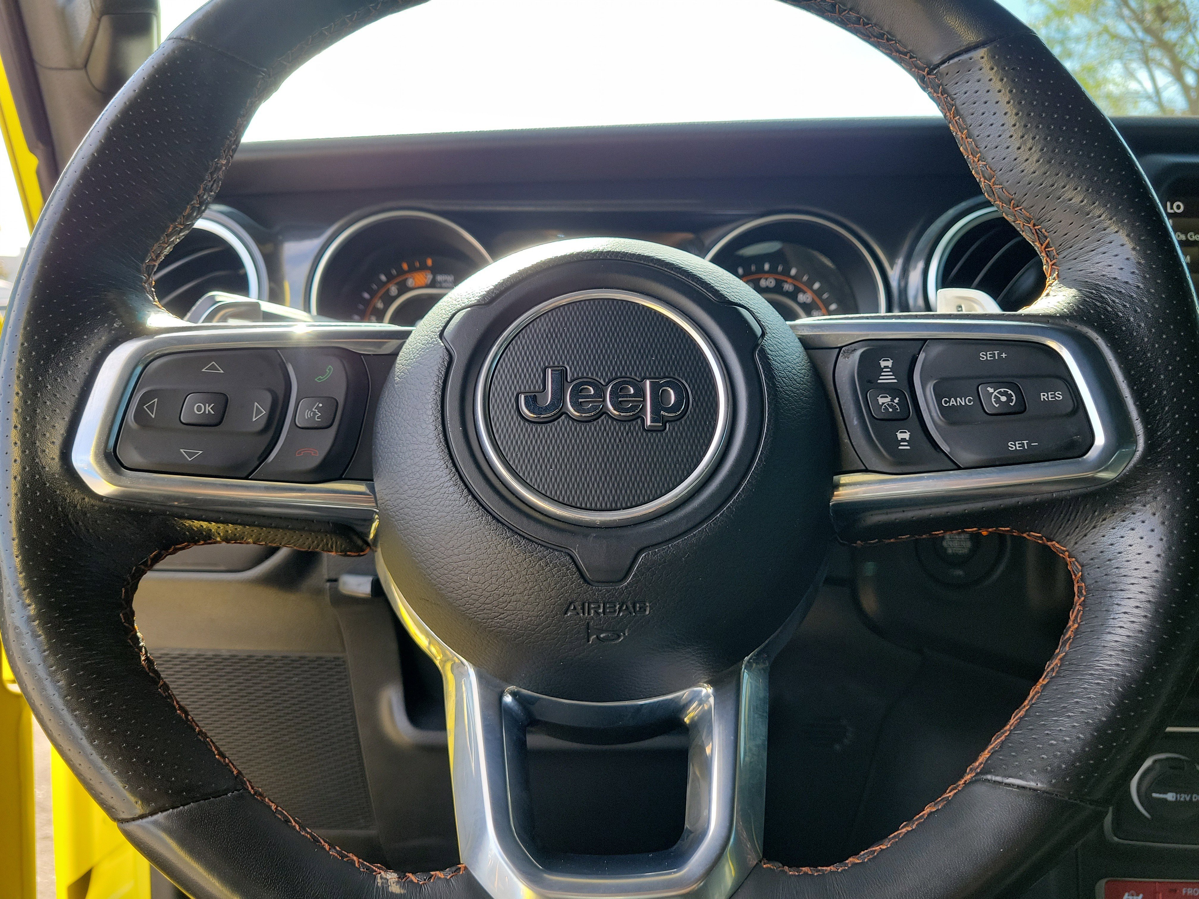 Used 2023 High Velocity Clearcoat Jeep Rubicon 392 image 18