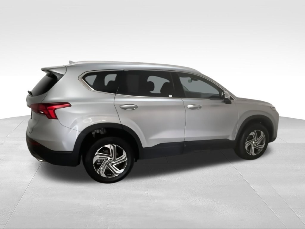 Used 2023 Silver Hyundai SEL image 5