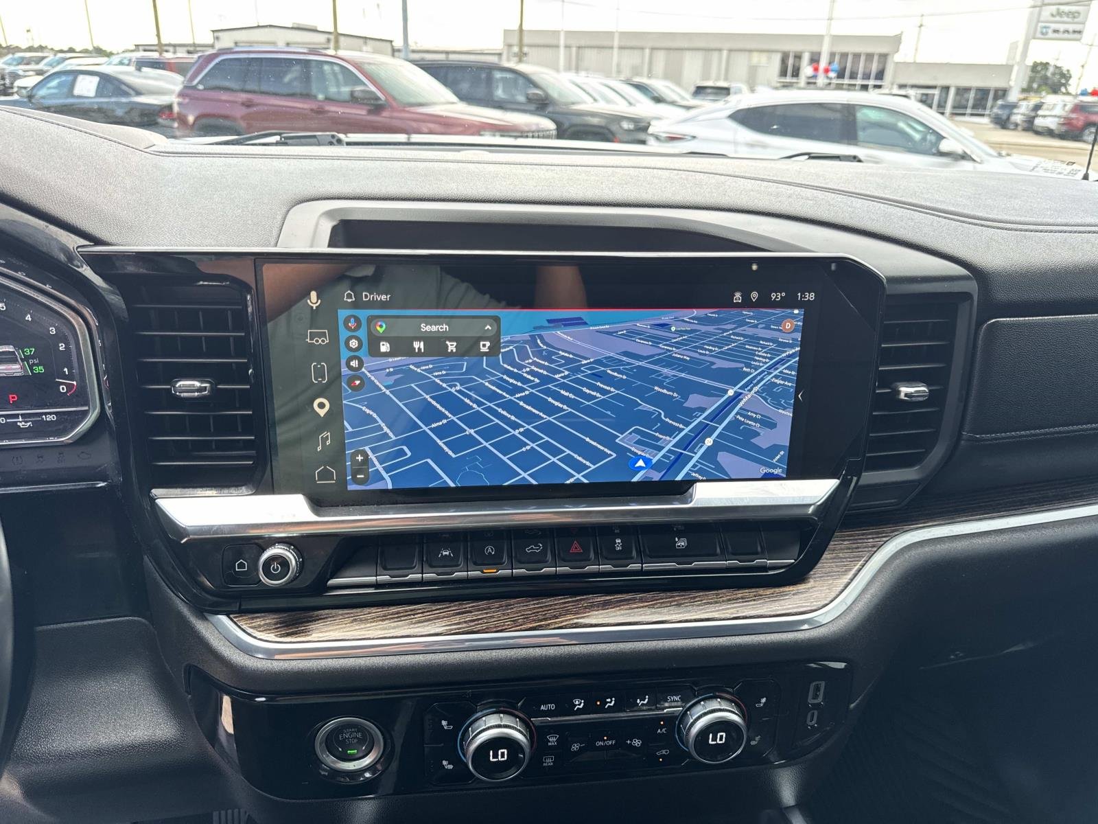 Used 2024 Onyx Black GMC Elevation image 24