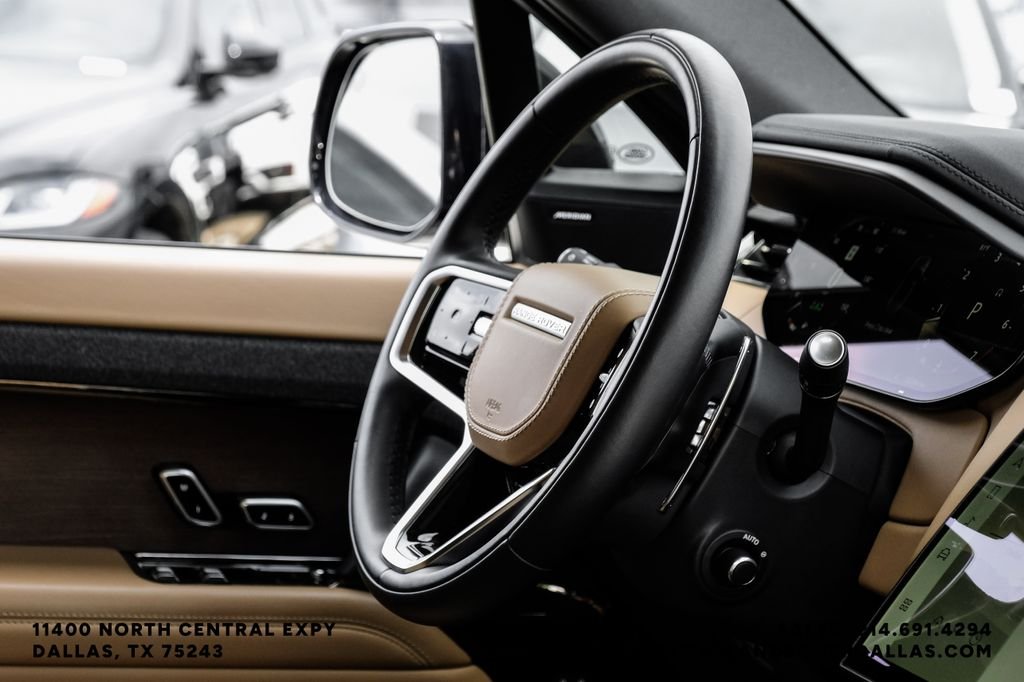 Used 2023 Black Land Rover SE image 14