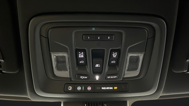 Used 2026 Titanium Rush Metallic GMC AT4 image 37
