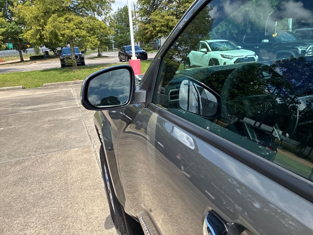 2026 Toyota Tacoma Limited - Photo 12