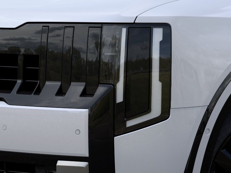 New 2027 Glacial White Pearl Kia SX image 10