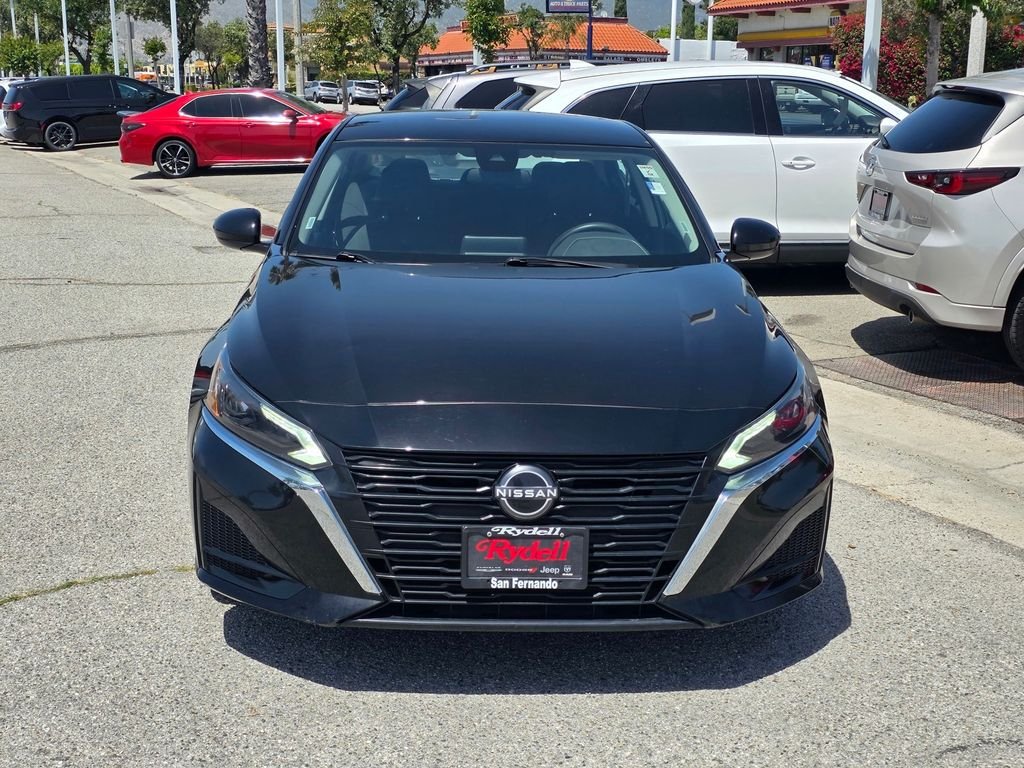 Used 2023 Nissan Altima SV with VIN 1N4BL4DV5PN314789 for sale in San Fernando, CA