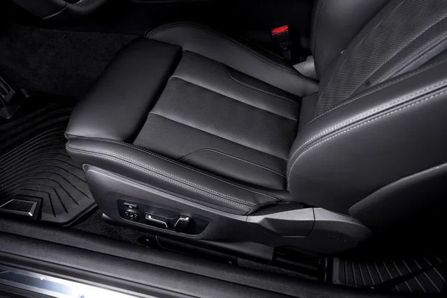Used 2026 Dravit Grey Metallic BMW Competition image 19