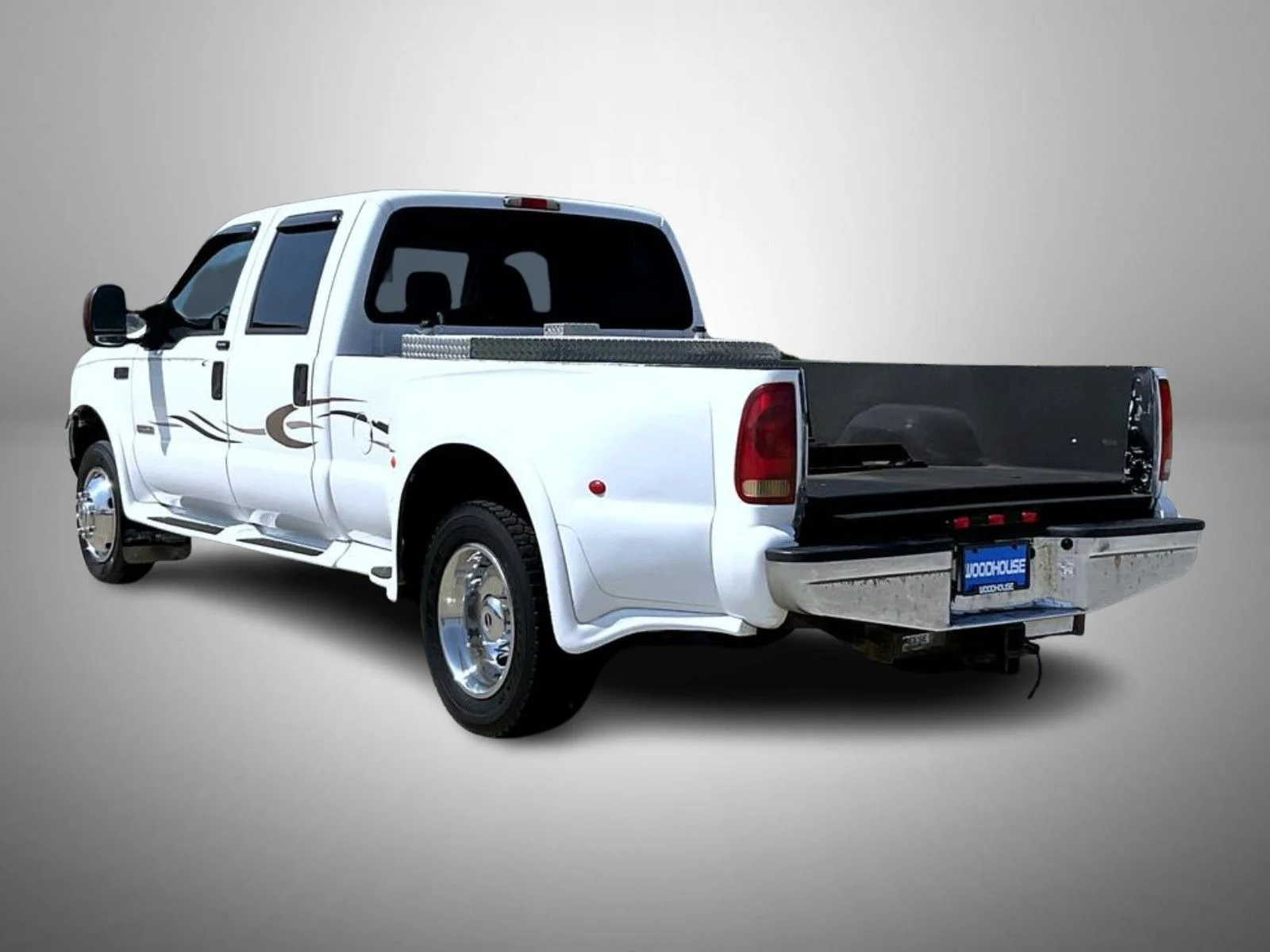 Used 2004 White Ford Lariat image 7