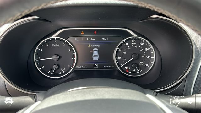 Used 2018 Silver Nissan Platinum image 15