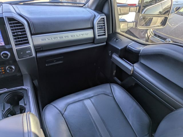 Used 2019 Black Ford Platinum image 16