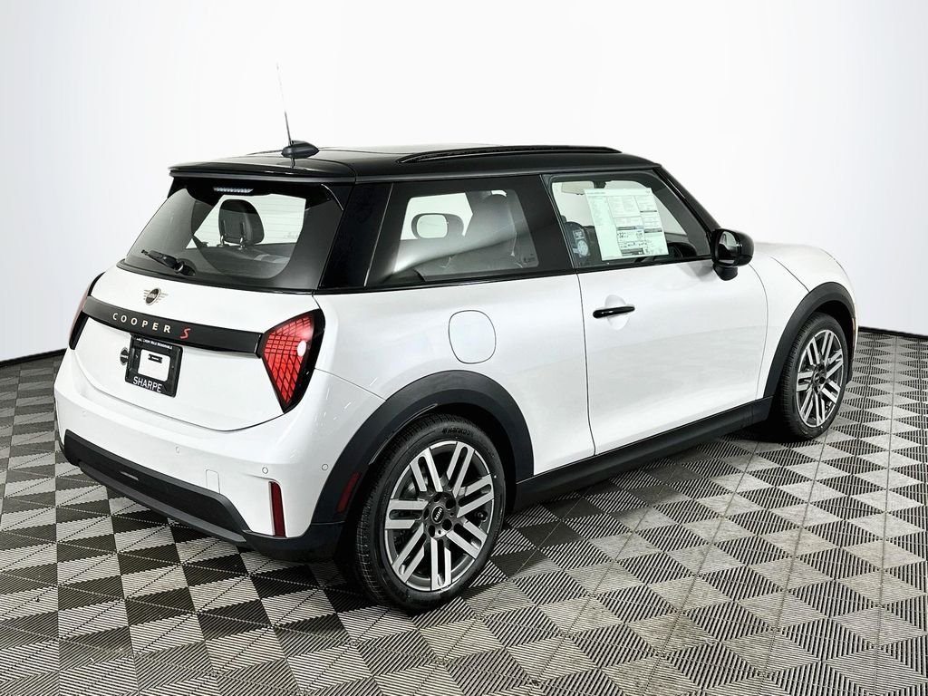 Certified Used 2026 White Metallic MINI Base image 5