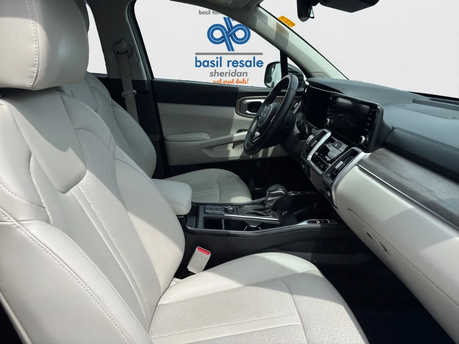 Used 2023 Everlasting Silver Kia X-Line S image 15
