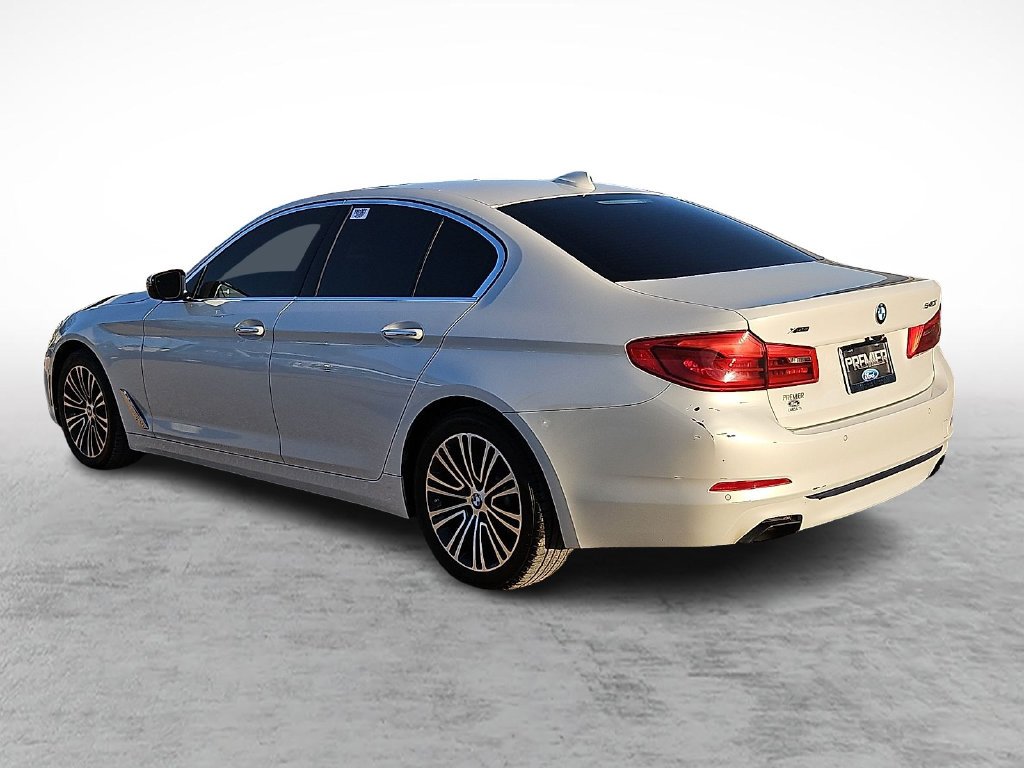 Used 2018 White BMW 540i xDrive image 7