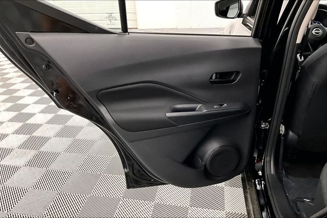 2025 Nissan KICKS PLAY Base - Photo 30