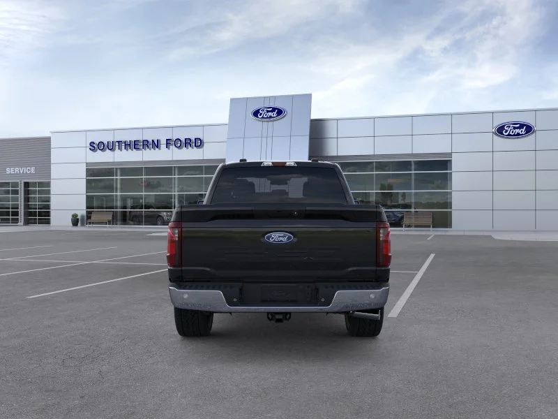New 2026 Agate Black Metallic Ford XLT image 28