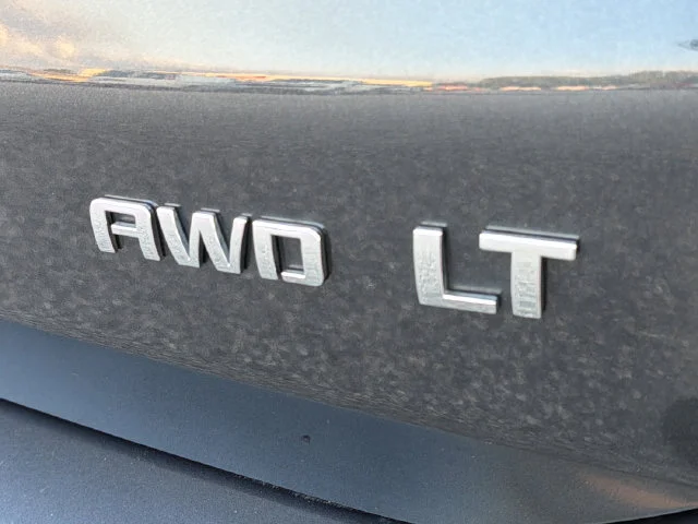 Used 2023 IRON GRAY METALLIC Chevrolet LT image 34