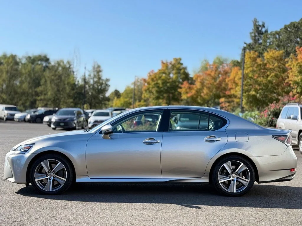 Used 2016 Silver Lexus 350 image 2