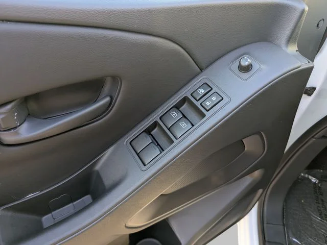 New 2026 Glacier White Nissan Crew Cab SV image 15