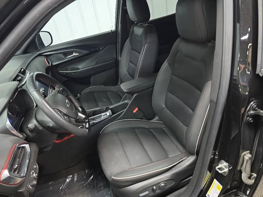 Used 2022 Black Chevrolet RS image 30