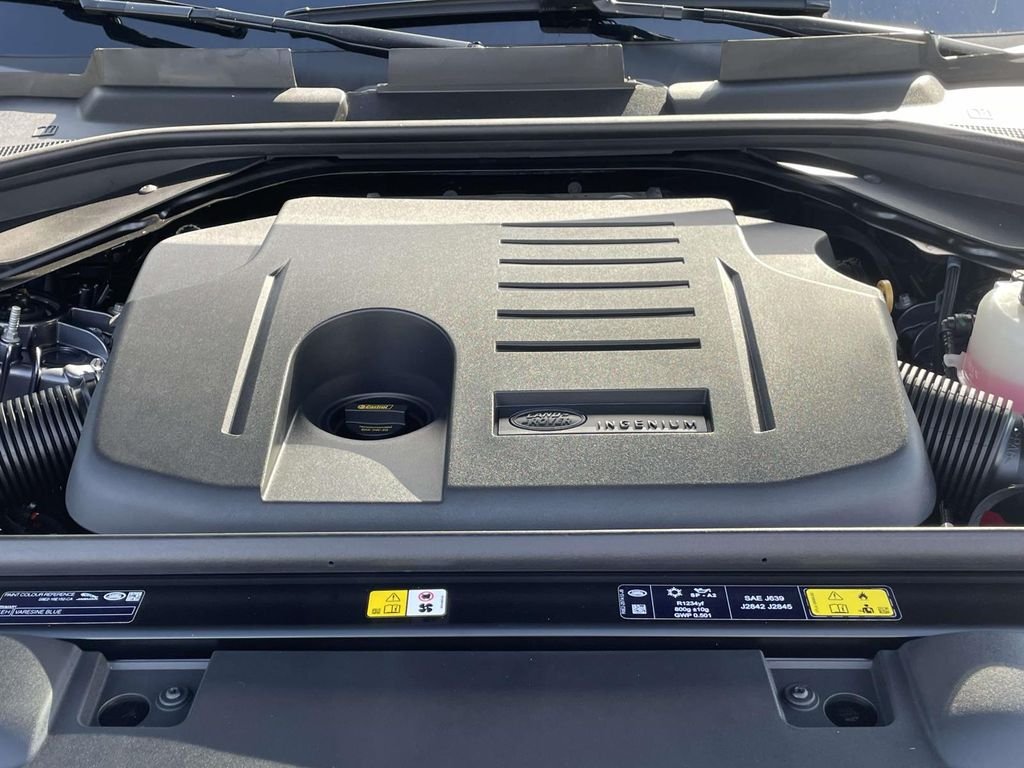 New 2027 Varesine Blue Land Rover SE image 13