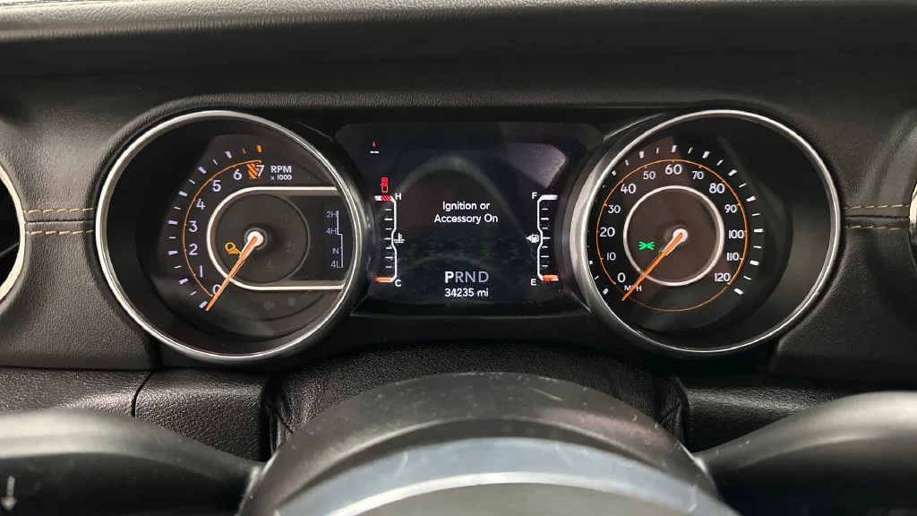 Used 2021 White Jeep High Altitude image 16