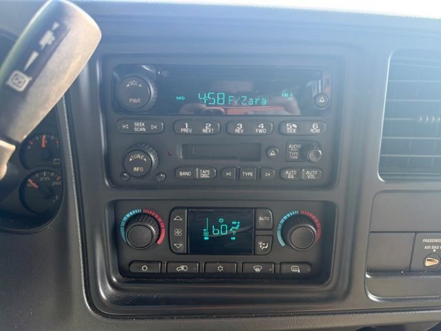 Used 2005 Silver Birch Metallic GMC SLE image 16