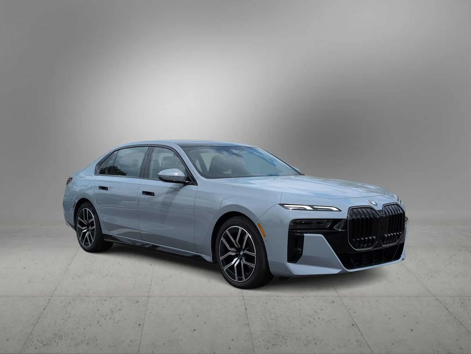New 2025 Brooklyn Grey Metallic BMW 740i xDrive image 2