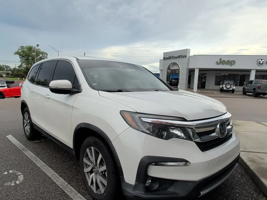 Used 2021 White Honda EX-L image 3