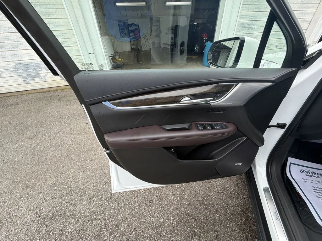 Used 2022 White Cadillac Premium Luxury image 13