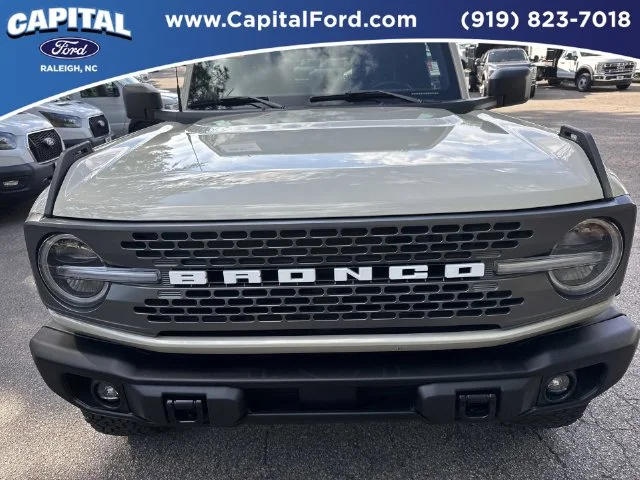 Used 2025 Beige Ford Badlands image 10